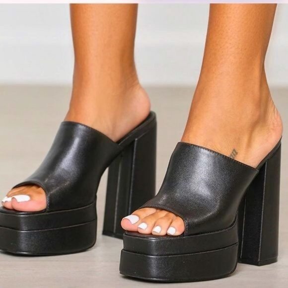 !! NEW !! Platform Block Heel Mules in Black - Picture 8 of 9